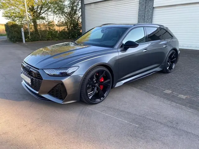 Audi RS6 2022 — Marbella Super Car Rental, Marbella