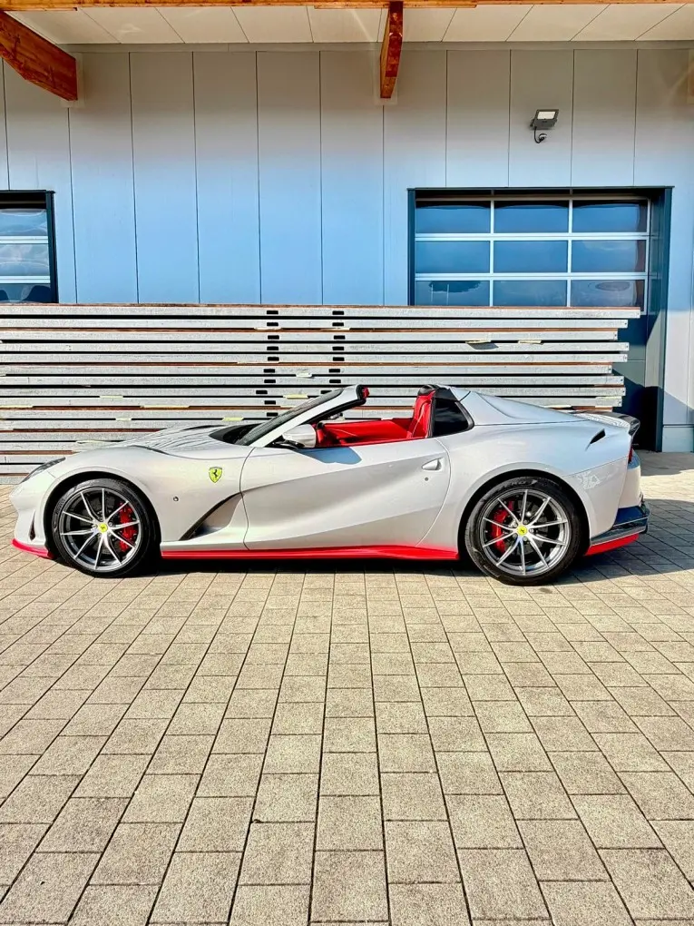 Ferrari 812 GTS 2024 — Marbella Super Car Rental, Marbella. Ferrari 812 GTS in Marbella La location de la Ferrari 812 GTS à Marbella offre des…