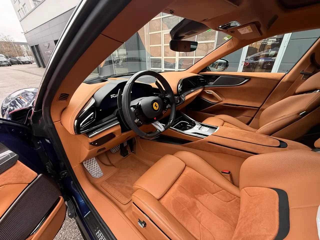 Ferrari Purosangue 2024, vista trasera — Marbella Super Car Rental, Marbella. Ferrari Purosangue in Marbella El alquiler del Ferrari Purosangue en Marbella ofrece una…