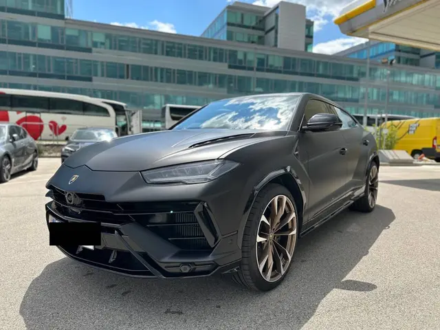 Lamborghini Urus S 2023 — Marbella Super Car Rental, Marbella