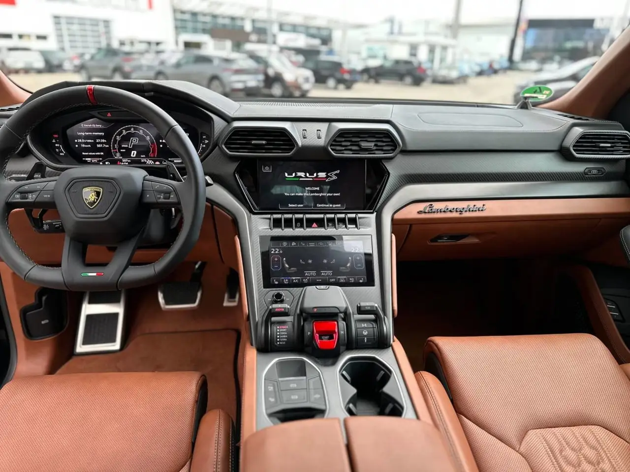 Lamborghini Urus S 2023, vista trasera — Marbella Super Car Rental, Marbella. El Lamborghini Urus S de 2023 concentra 657 CV en un chasis de SUV con capacidad para…