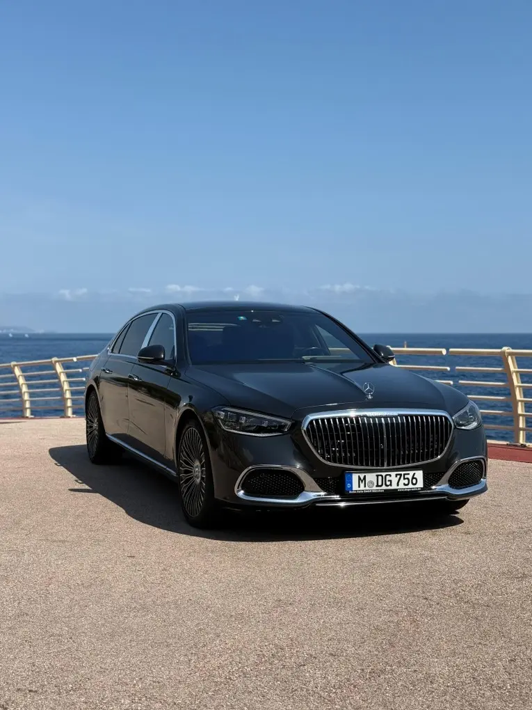 Maybach S580 2023, vista trasera — Marbella Super Car Rental, Marbella
