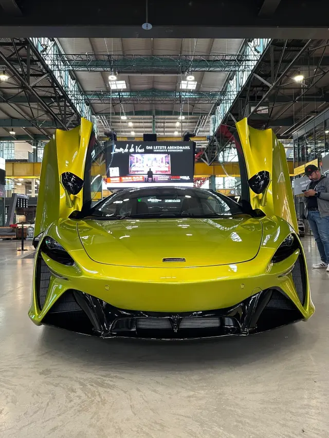 McLaren Artura Spider 2024 — Marbella Super Car Rental, Marbella