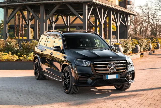 Mercedes Benz GLS-klasse 350 D Exclusive 7 Posti 2025 — Marbella Super Car Rental, Marbella