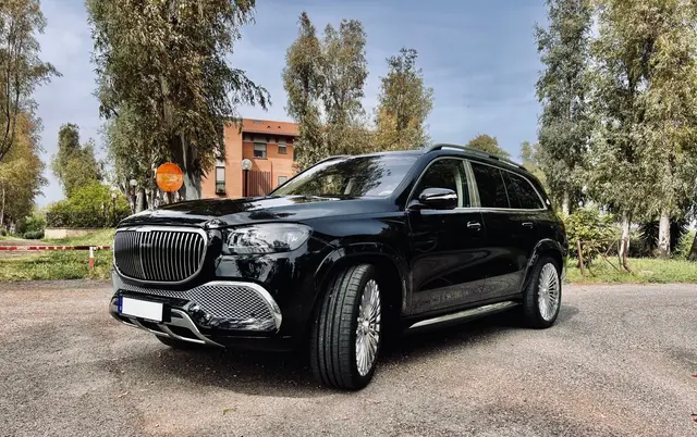 Mercedes Benz GLS Maybach 2022 — Marbella Super Car Rental, Marbella