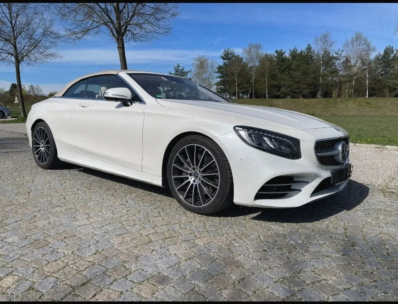 Mercedes Benz S560 Cabrio 2021 — Marbella Super Car Rental, Marbella. Mercedes Benz S560 Cabrio in Marbella El alquiler del Mercedes Benz S560 Cabrio en…