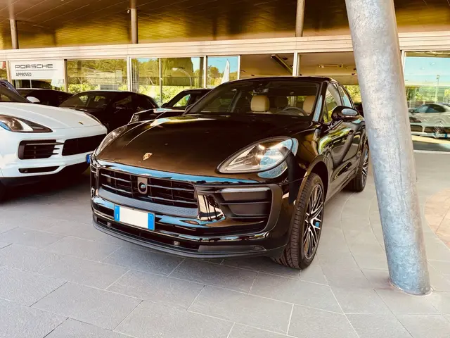 Porsche Macan 2024 — Marbella Super Car Rental, Marbella