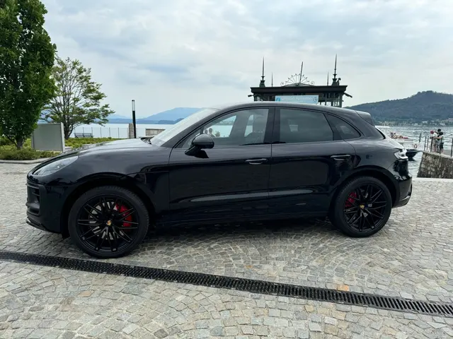 Porsche Macan GTS 2024 — Marbella Super Car Rental, Marbella