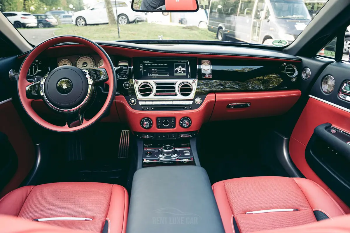 Rolls-Royce Dawn 2022, exterior — Marbella Super Car Rental, Marbella. Rolls-Royce Dawn in Marbella Renting the Rolls-Royce Dawn in Marbella provides dedicated…