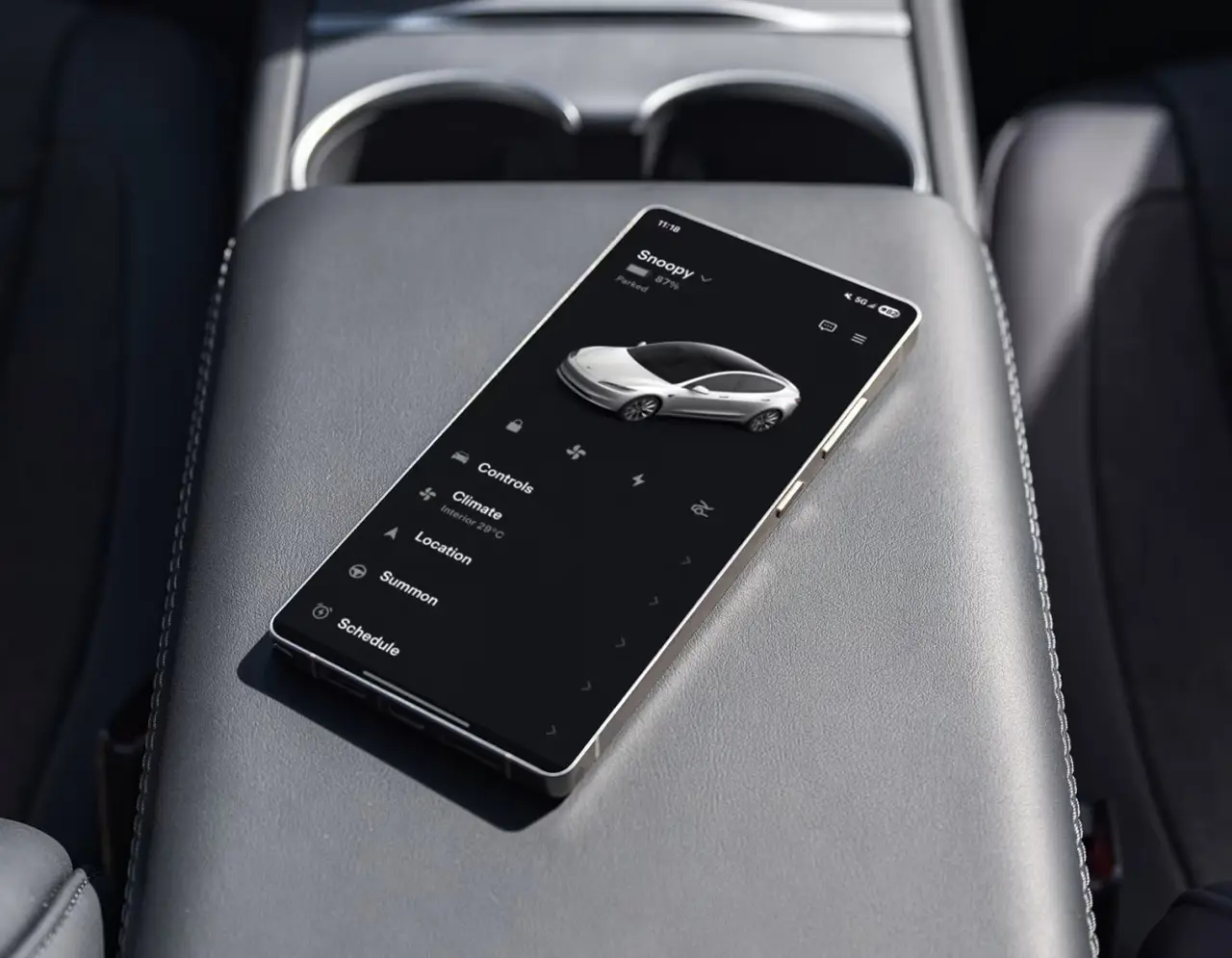 Tesla Model 3 Performance 2026, vista frontal — Marbella Super Car Rental, Marbella. Tesla Model 3 Performance in Marbella El alquiler del Tesla Model 3 Performance en…