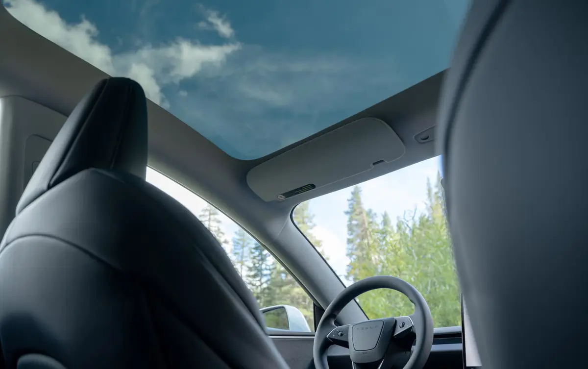 Tesla Model 3 Performance 2026, interior — Marbella Super Car Rental, Marbella. Tesla Model 3 Performance in Marbella El alquiler del Tesla Model 3 Performance en…