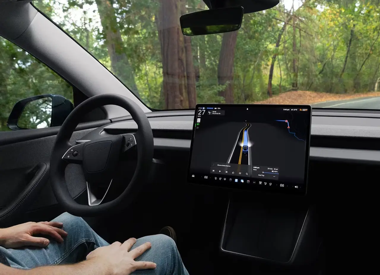 Tesla Model 3 Performance 2026, salpicadero — Marbella Super Car Rental, Marbella. Tesla Model 3 Performance in Marbella El alquiler del Tesla Model 3 Performance en…